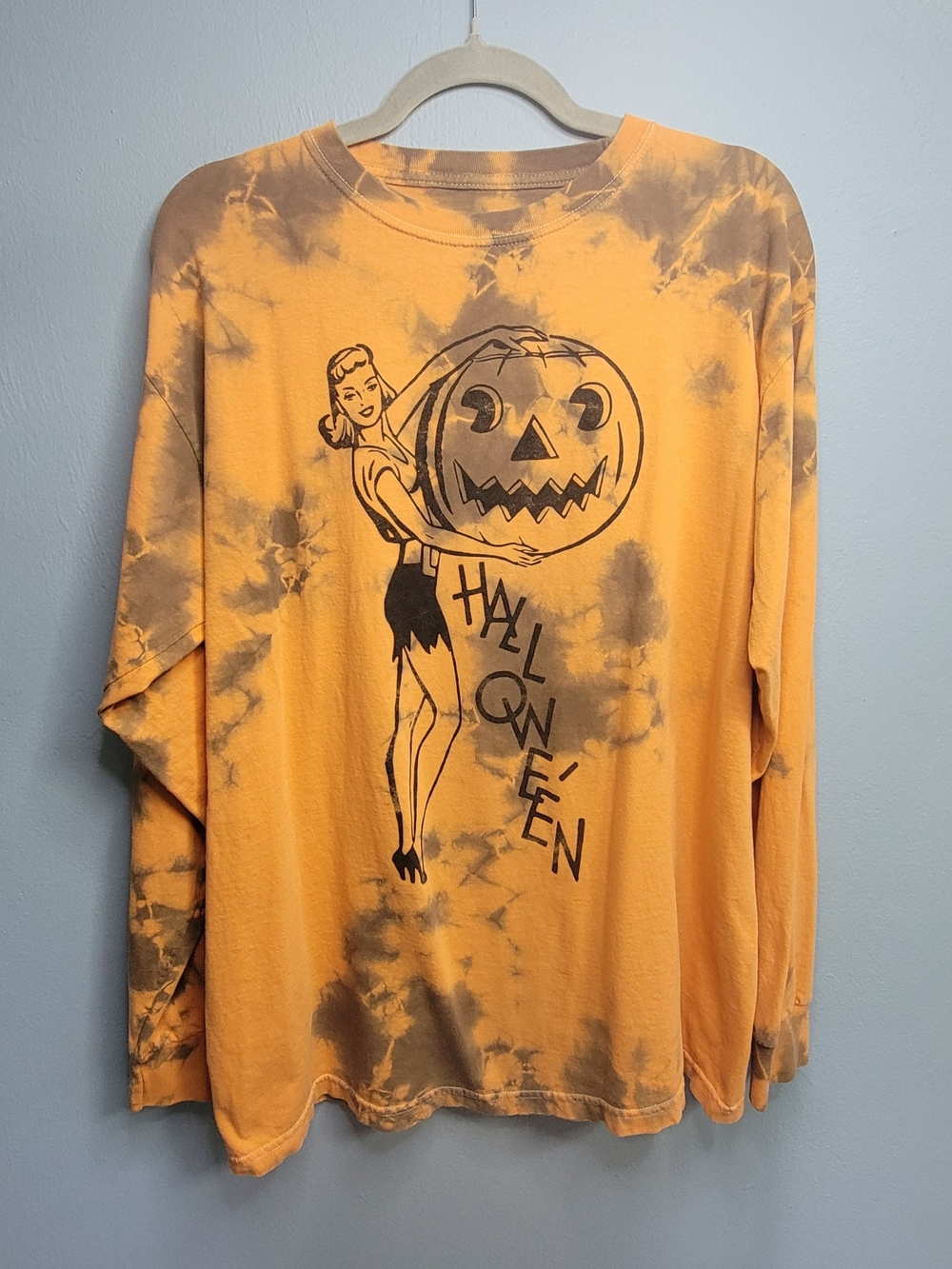 Retro 50's Design Halloween Pinup Pumpkin Orange Marbled Tie Dye Long Sleeve M/L